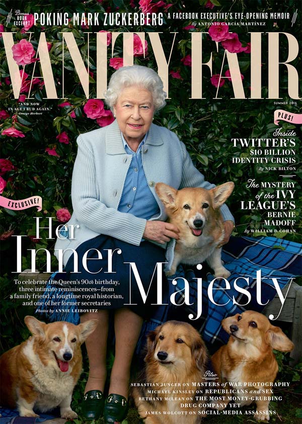 Sua Altezza Reale Elisabetta II Regina del Regno Unito fotografata da Annie Leibowitz con i suoi cani in occasione del suo 90 compleanno per VanityFair Estate 2016